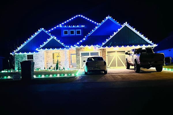 Christmas Light Installation Company In OKLAHOMA CITY 19